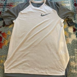 Male Nike dry shirt